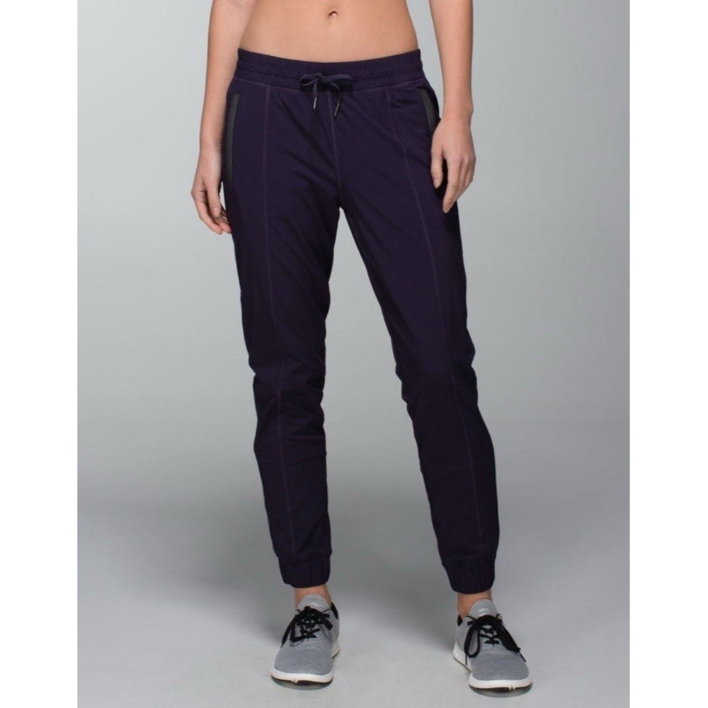 Lululemon Track To Reality Pant II Lined Women Joggers Drawstring Black Grape 4